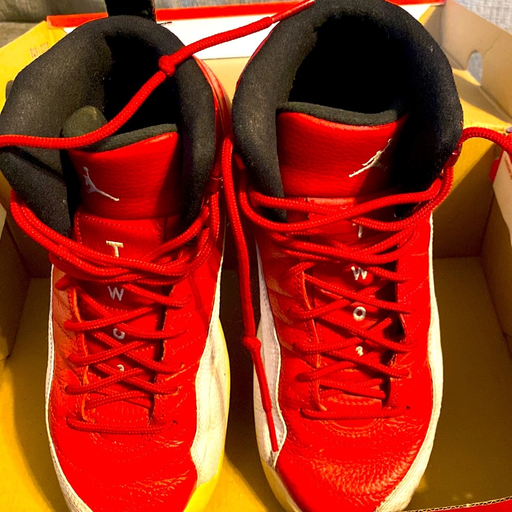 Jordan 12’s
